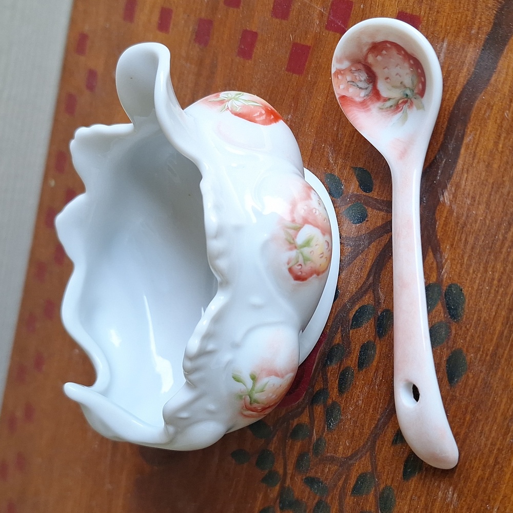 Artist signed J. Wolf vintage 🍓 jam dish and serving spoon